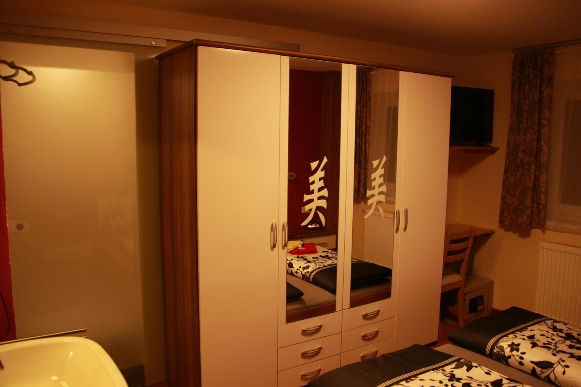 Haus Kartoner Hotel Schladming Quarto foto