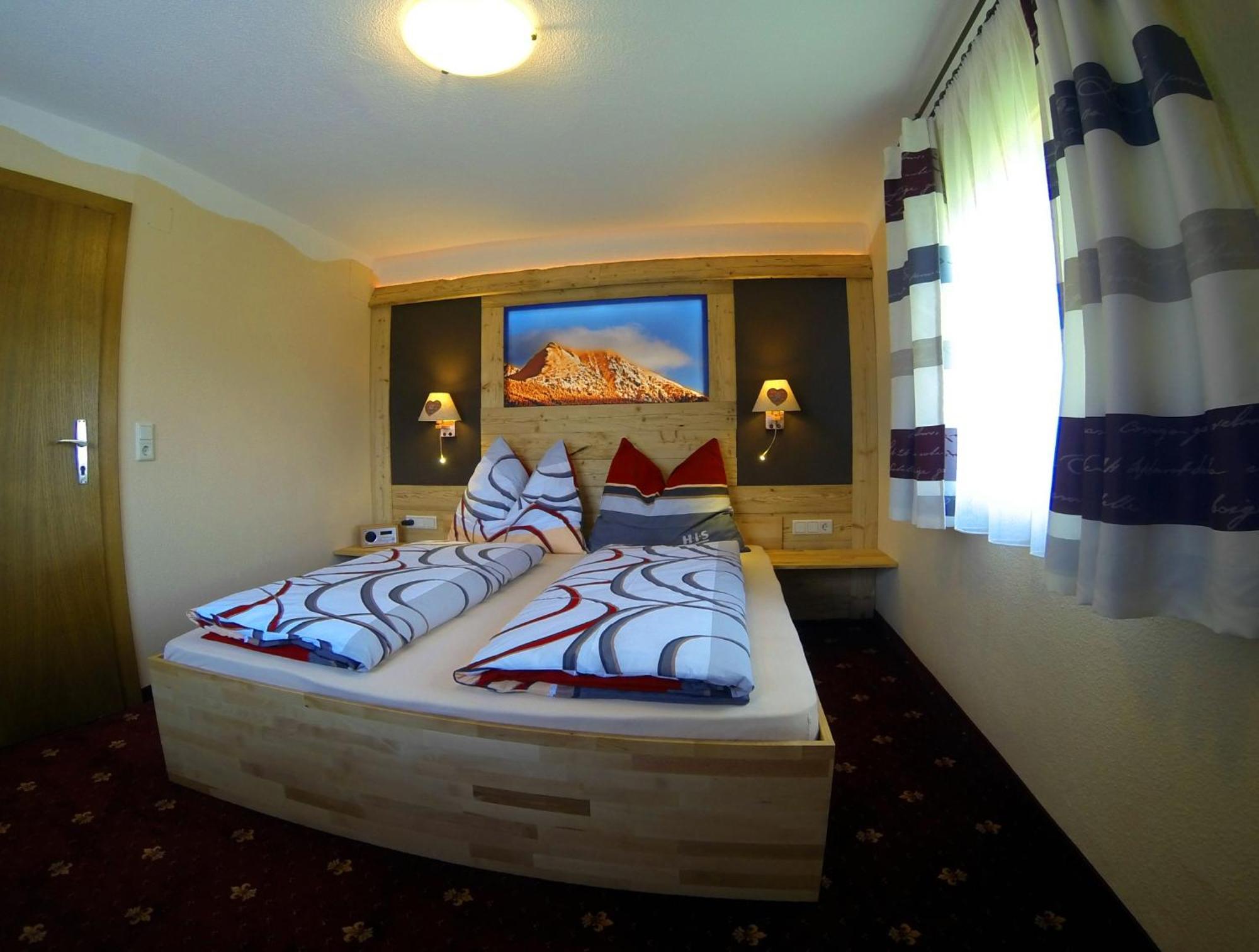 Haus Kartoner Hotel Schladming Quarto foto